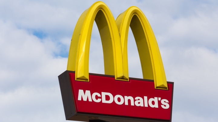 McDonald’s демонстрирует рост прибыли и выручки в третьем квартале 2025 года