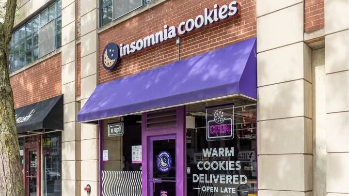 Insomnia Cookies анонсировала масштабное расширение: 75+ новых пекарен в 2026 году